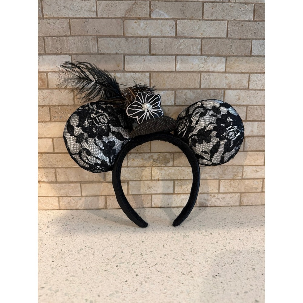 Headband Disney Parks Limited‎ Lace Minnie Mouse Ears Resort RARE